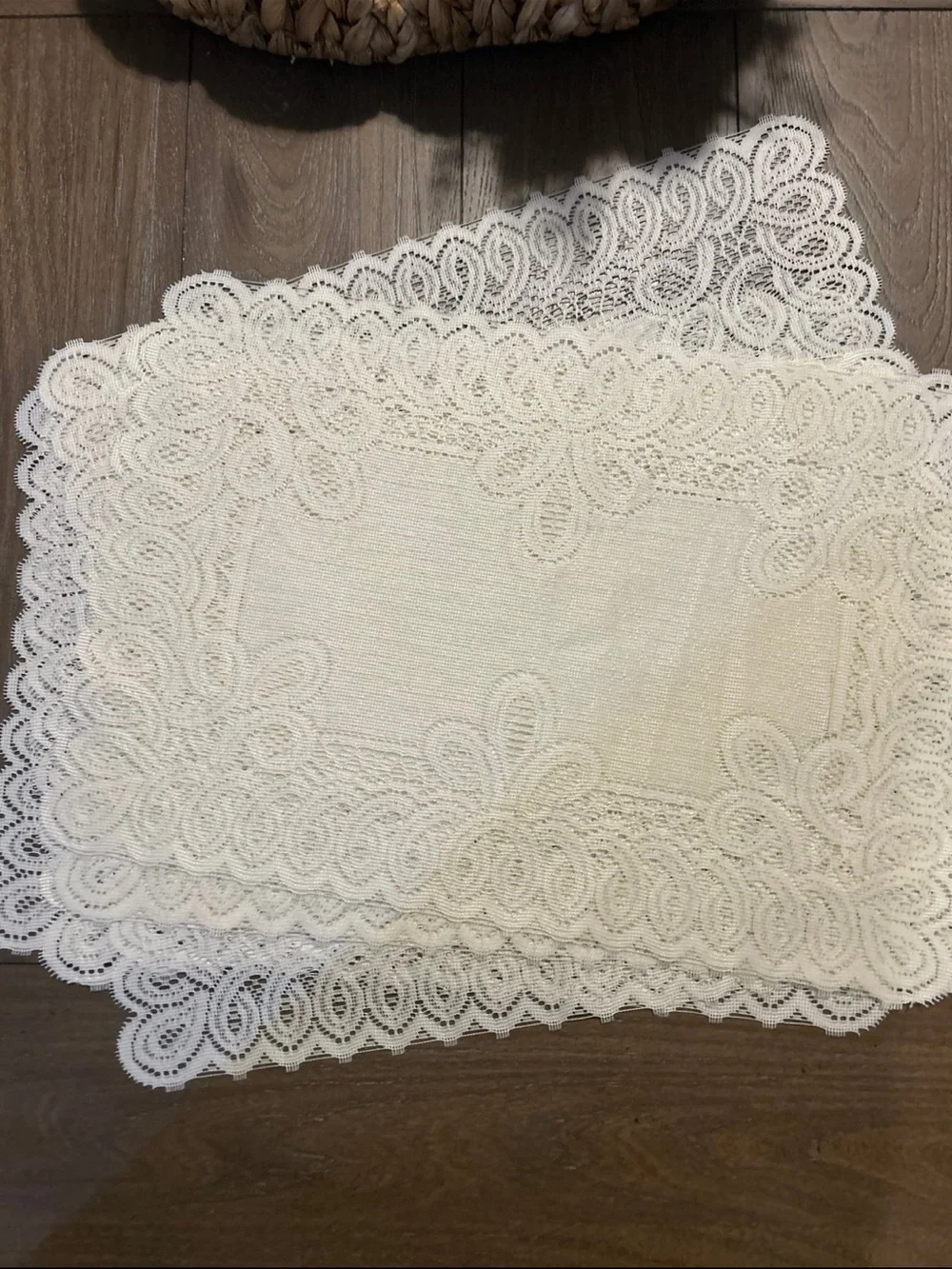 White Lace-Style Placemats for Home Dining